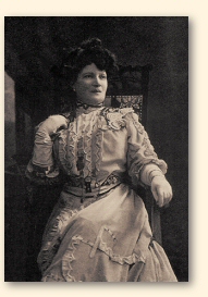 Theo Mann-Bouwmeester (1850-1939), hier als Hedda Gabler