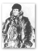 Jack London, gehuld in bont, hier in Alaska tijdens de gold rush eind negentiende eeuw